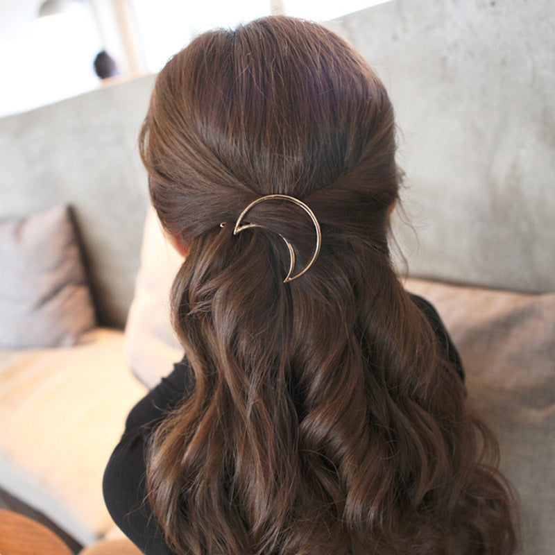 Wholesale 12PCS Triangle Moon Round Geometric Retro Hairpin